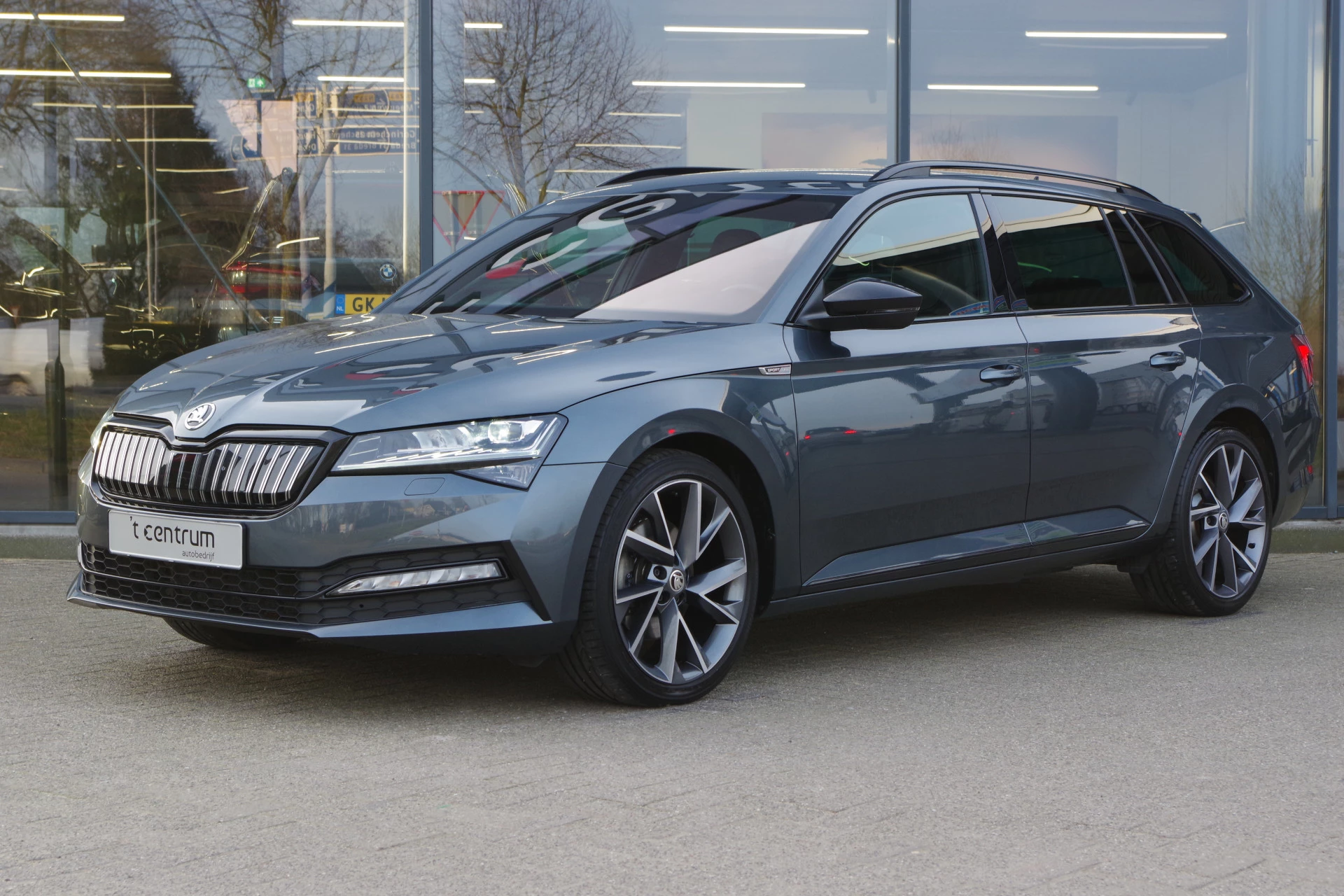 Hoofdafbeelding Škoda Superb