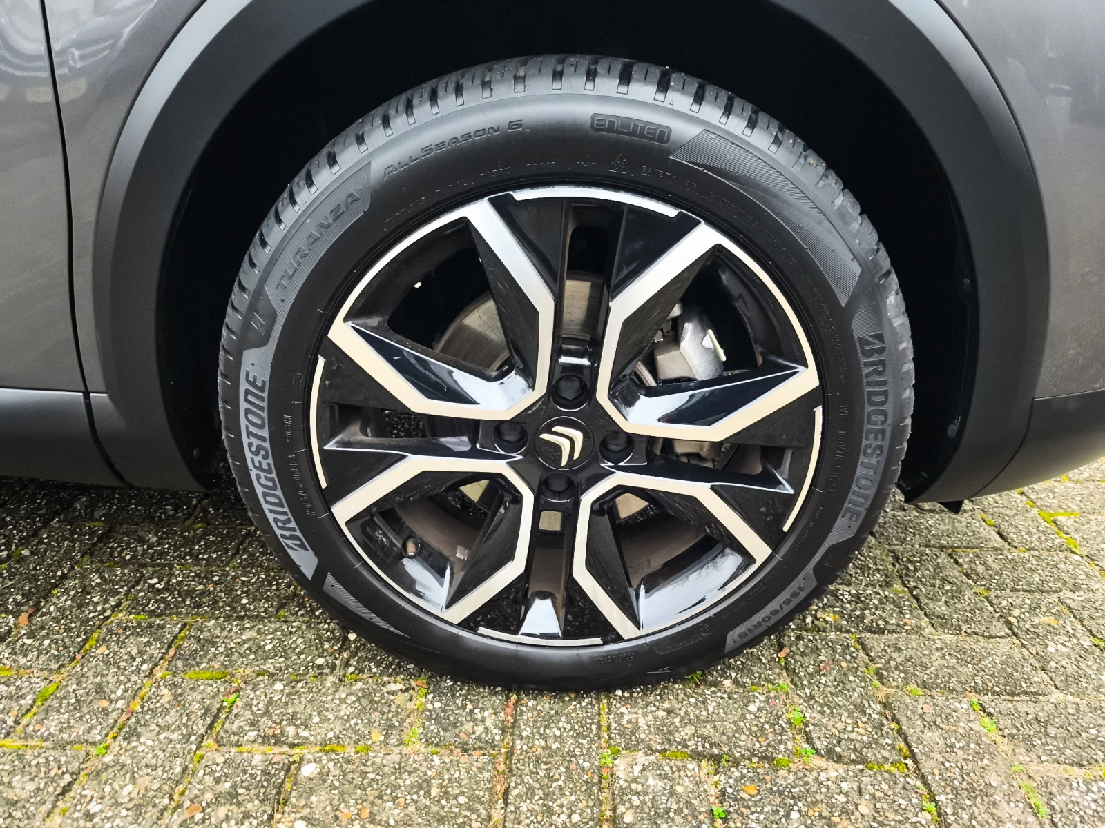 Hoofdafbeelding Citroën ë-C4 X