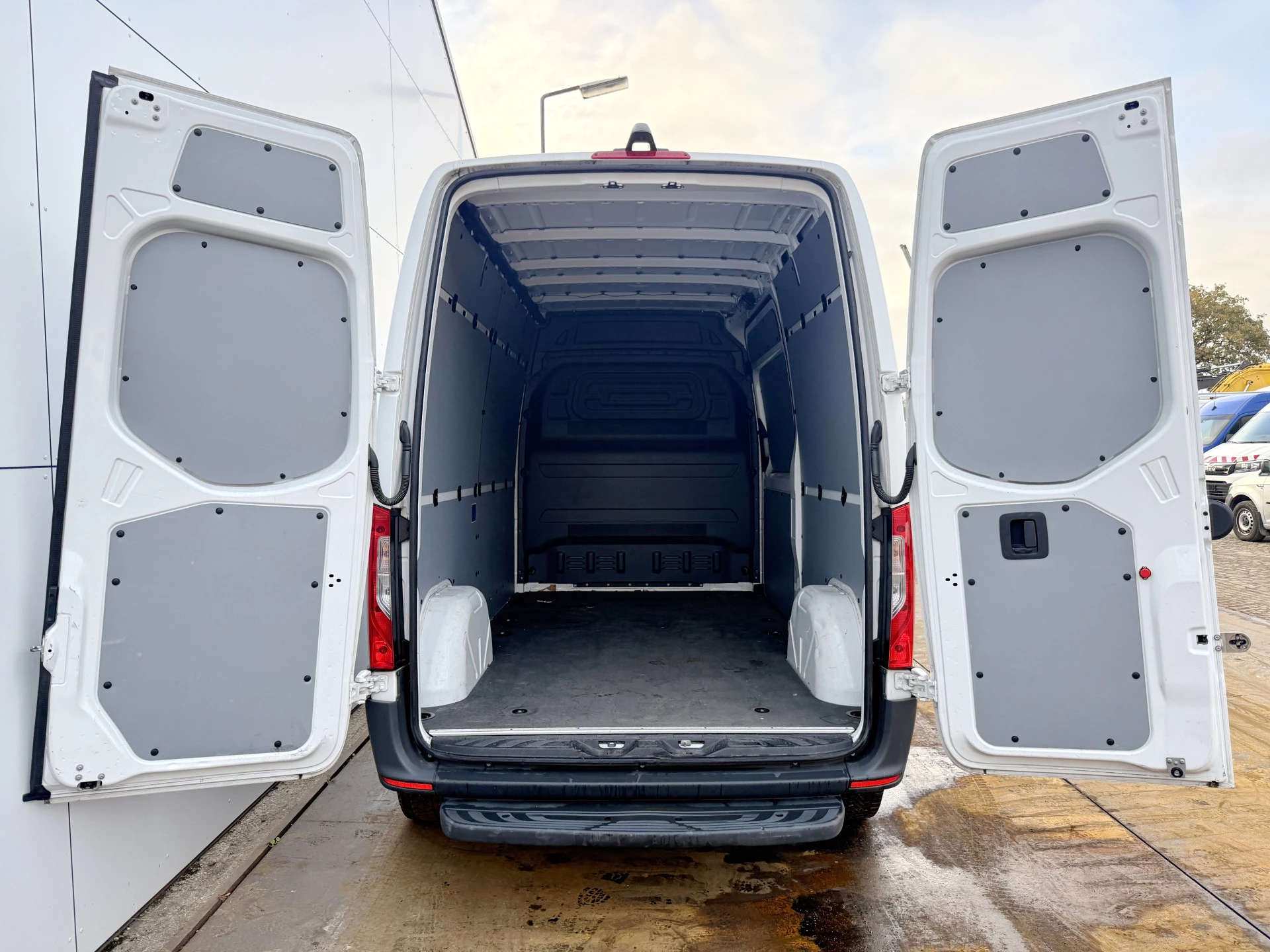 Hoofdafbeelding Mercedes-Benz eSprinter
