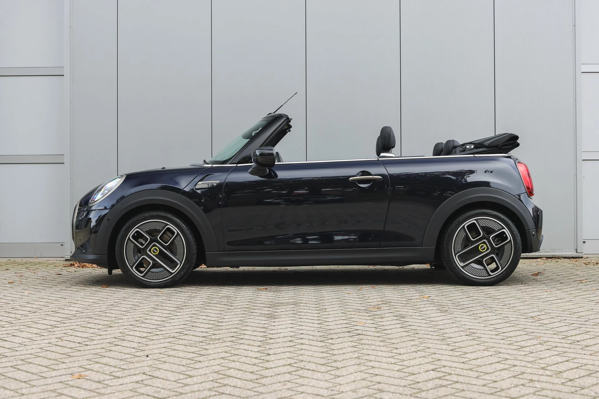 Hoofdafbeelding MINI Cabrio