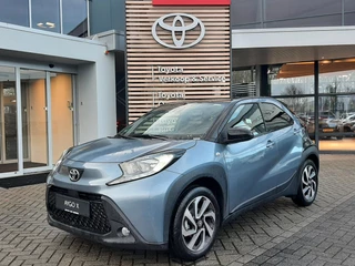 Toyota Aygo X PULSE STOELVERW LM-VELGEN AD-CRUISE APPLE/ANDROID BI-TONE CAMERA BLUETOOTH