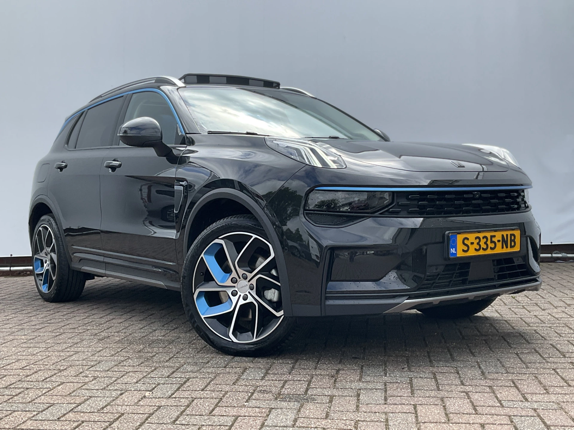 Hoofdafbeelding Lynk & Co 01
