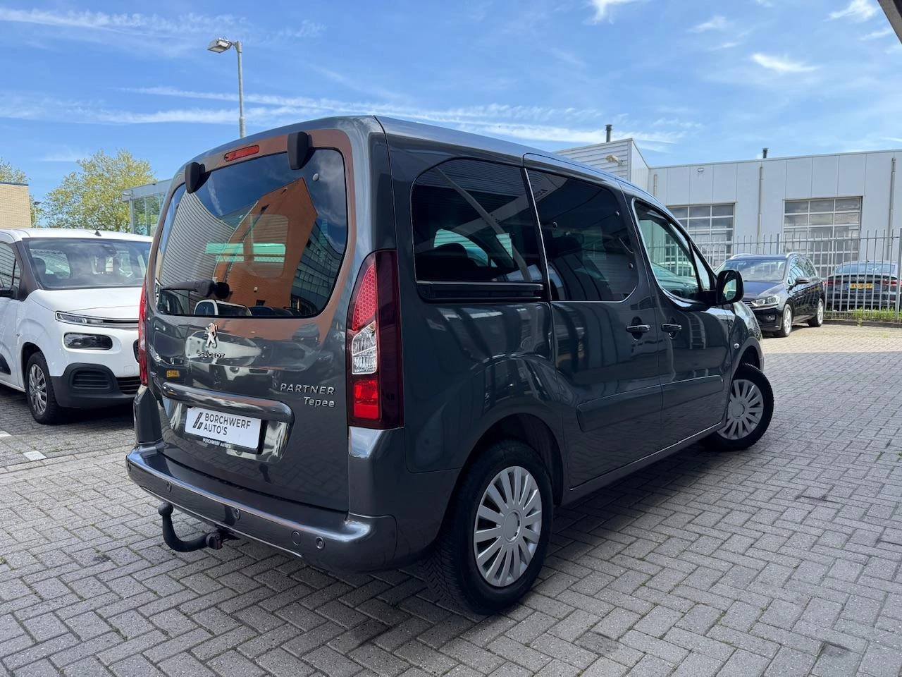 Hoofdafbeelding Peugeot Partner