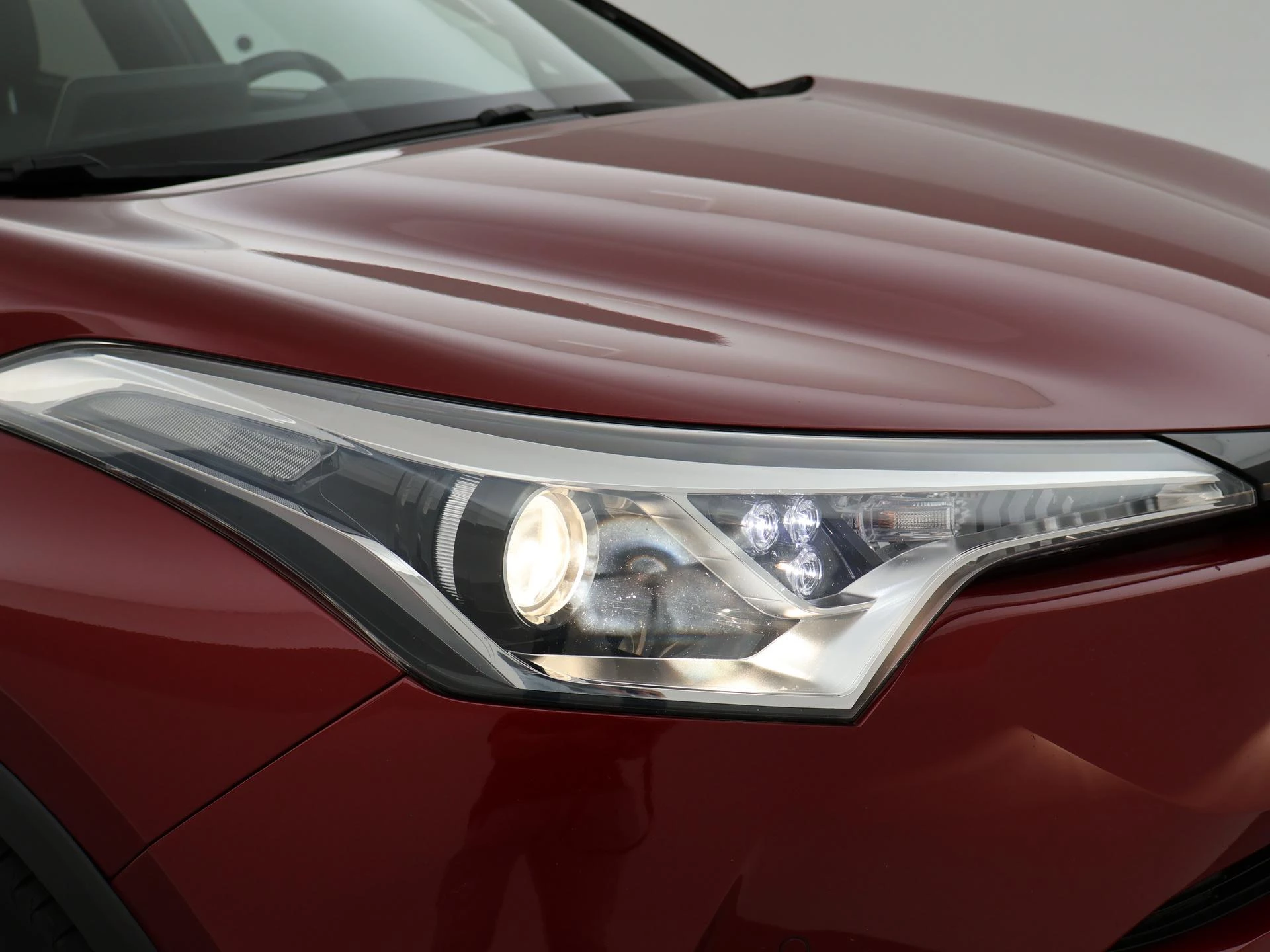 Hoofdafbeelding Toyota C-HR
