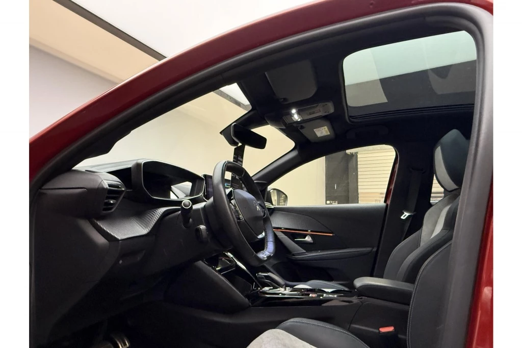 Hoofdafbeelding Peugeot e-208