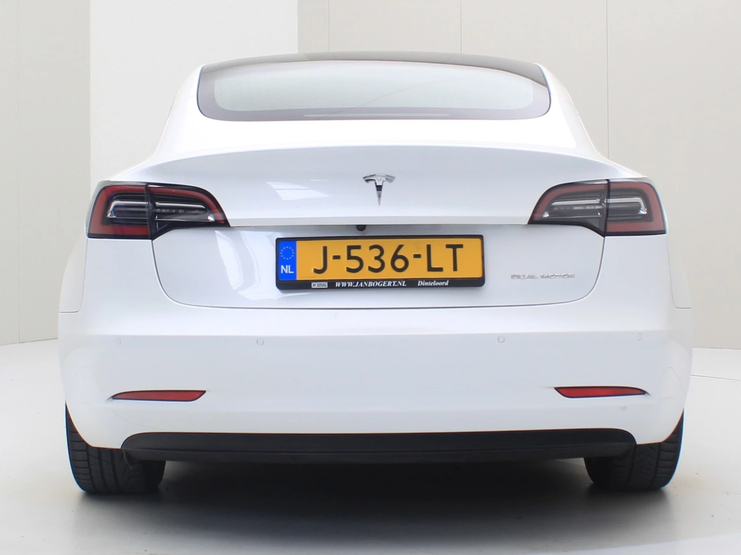 Hoofdafbeelding Tesla Model 3