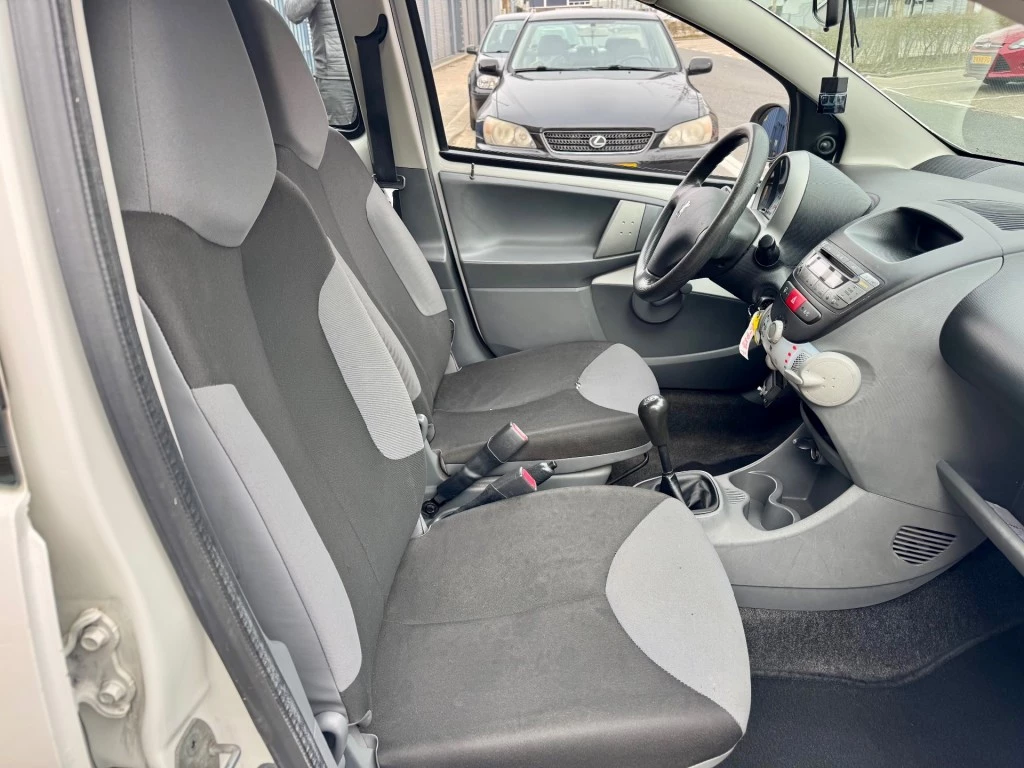 Hoofdafbeelding Peugeot 107