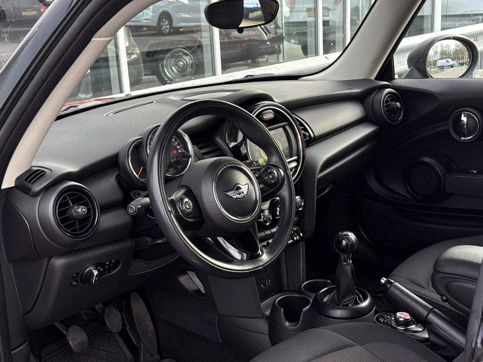 Hoofdafbeelding MINI One