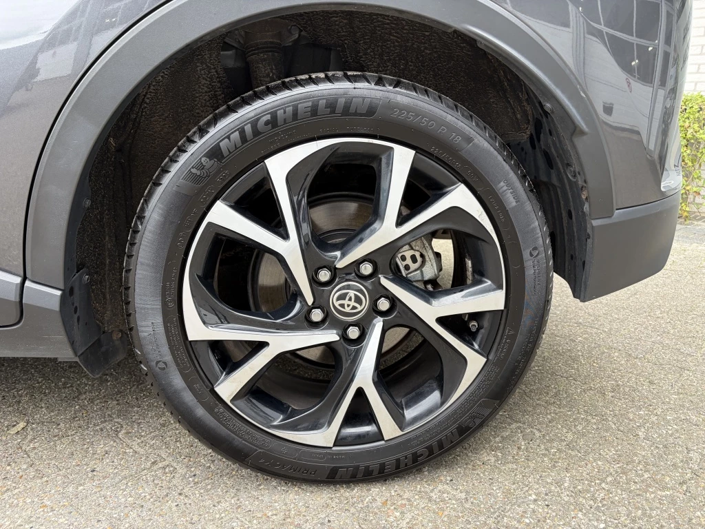 Hoofdafbeelding Toyota C-HR