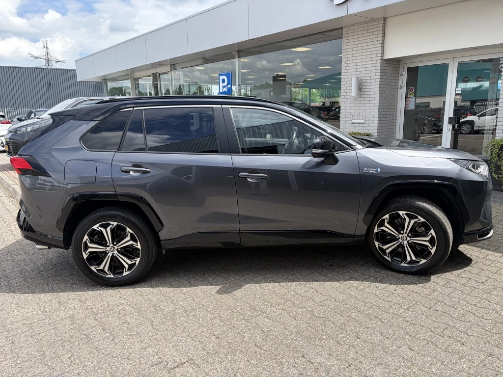 Hoofdafbeelding Toyota RAV4