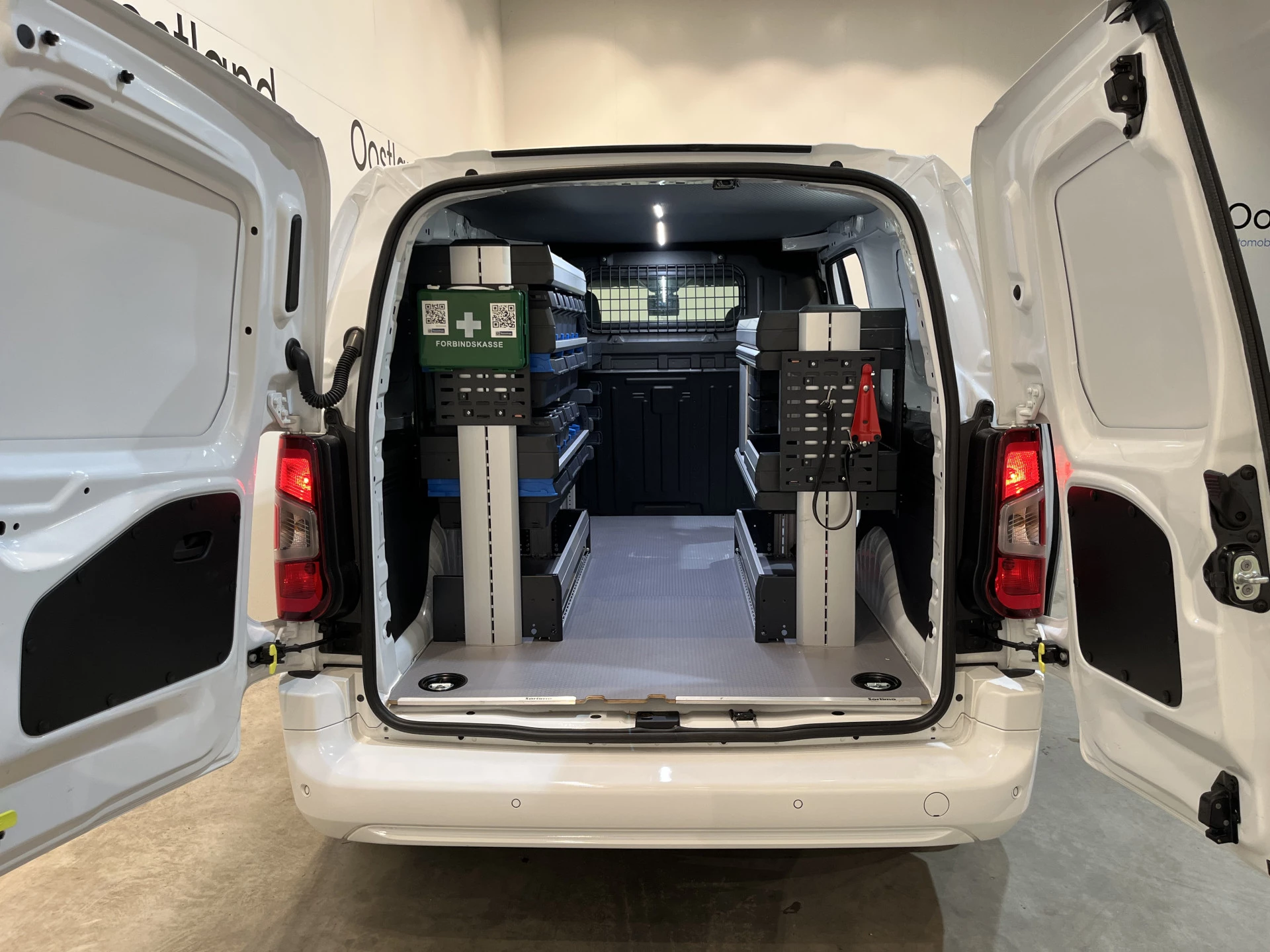 Hoofdafbeelding Peugeot Partner