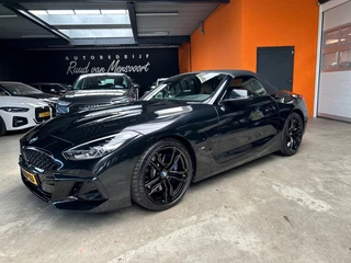 Hoofdafbeelding BMW Z4 BMW Z4 SDRIVE20I M-Pakket High EX / 19Inch / Head-Up / Black