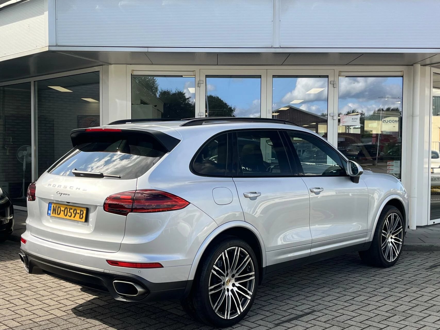 Hoofdafbeelding Porsche Cayenne