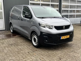 Hoofdafbeelding Peugeot Expert Peugeot Expert 1.5 BlueHDI Marge BTW en BPM vrij!! Airco Cruise controle Navigatiesysteem 2-Persoons Parkeerhulp achter Apple carplay 1e eigenaar Euro 6 Bpm en Btw vrij voor particulier gebruik !!