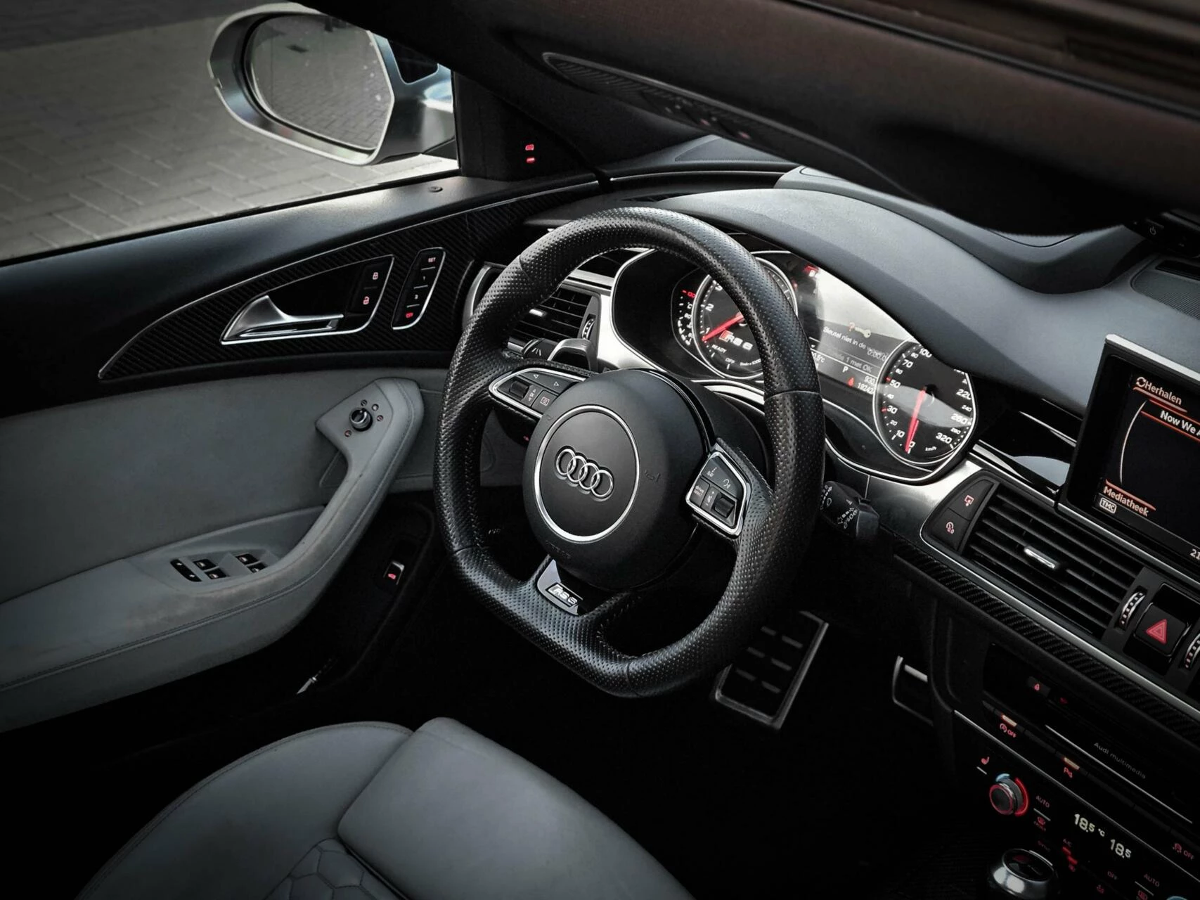 Hoofdafbeelding Audi RS6