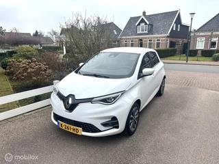 Renault Zoe R135 Intens 52 kWh KOOPACCU ACHTERUITRIJ CAMERA STOEL/STUUR VERWARMING NAVIGATIE SNELLADEN 3 FASE!!