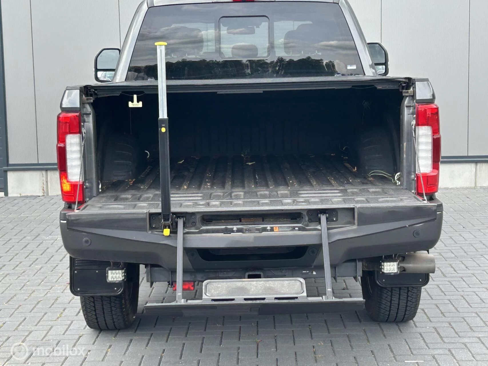 Hoofdafbeelding Ford F-350