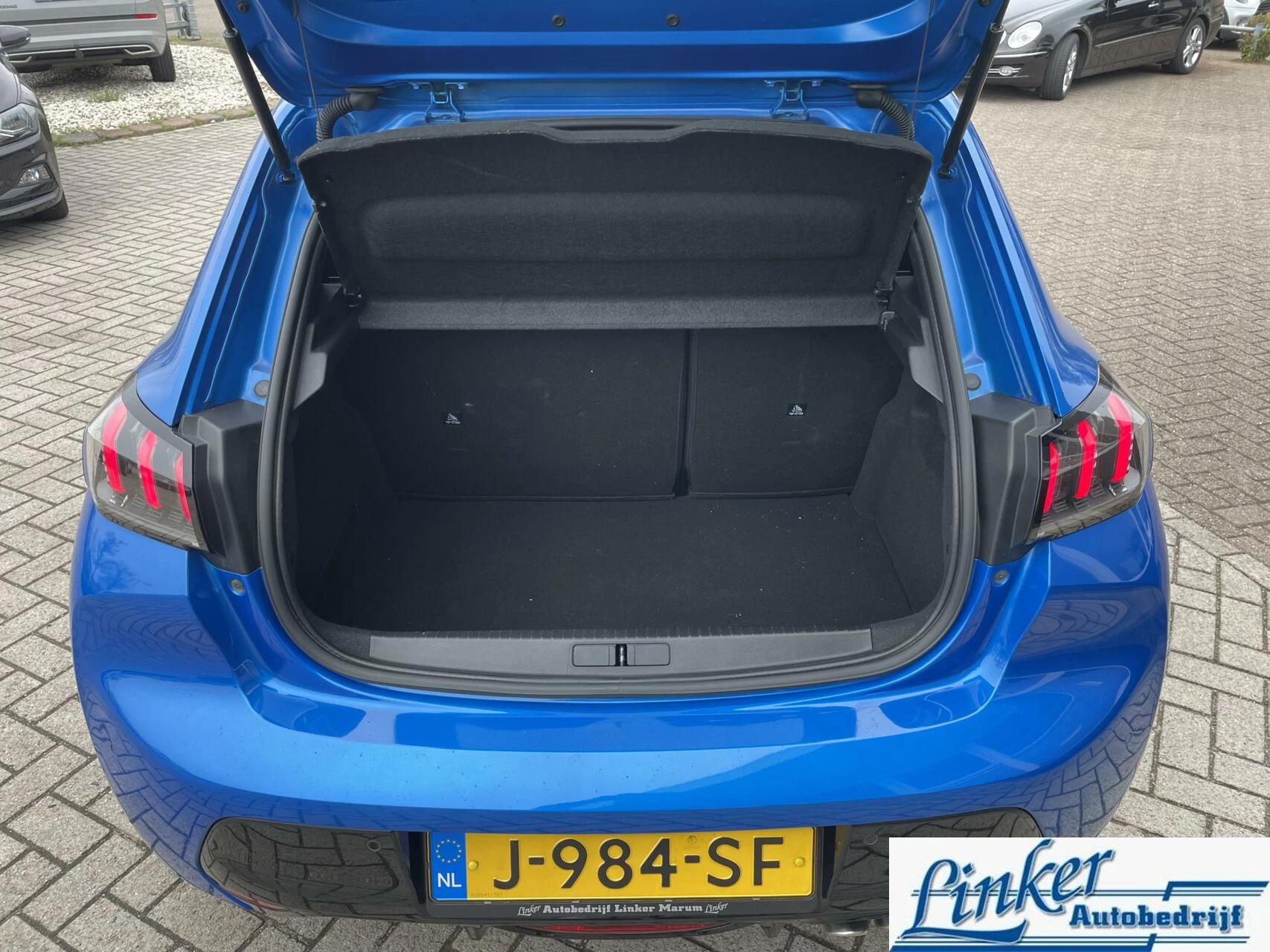 Hoofdafbeelding Peugeot 208