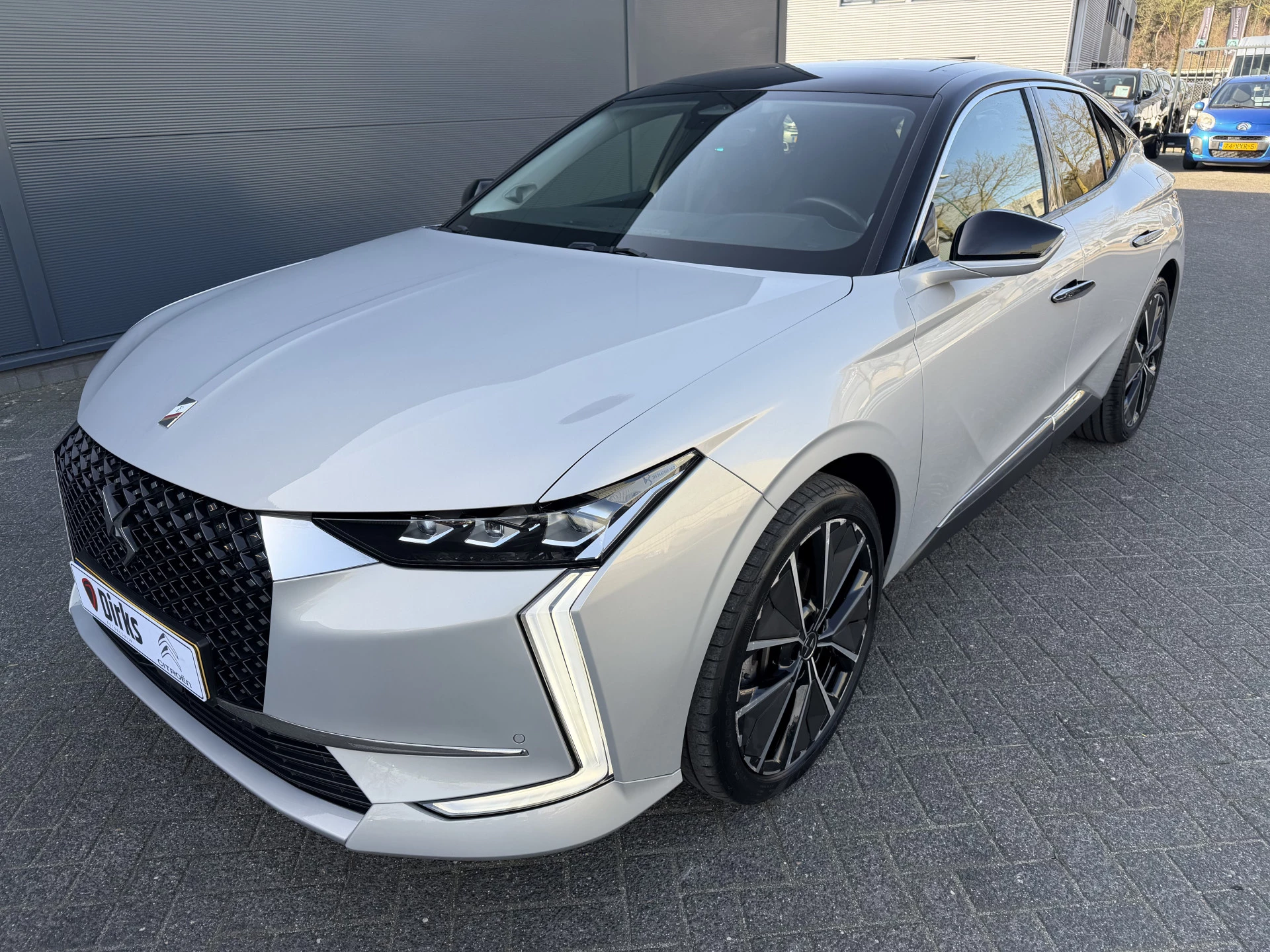 Hoofdafbeelding DS DS 4