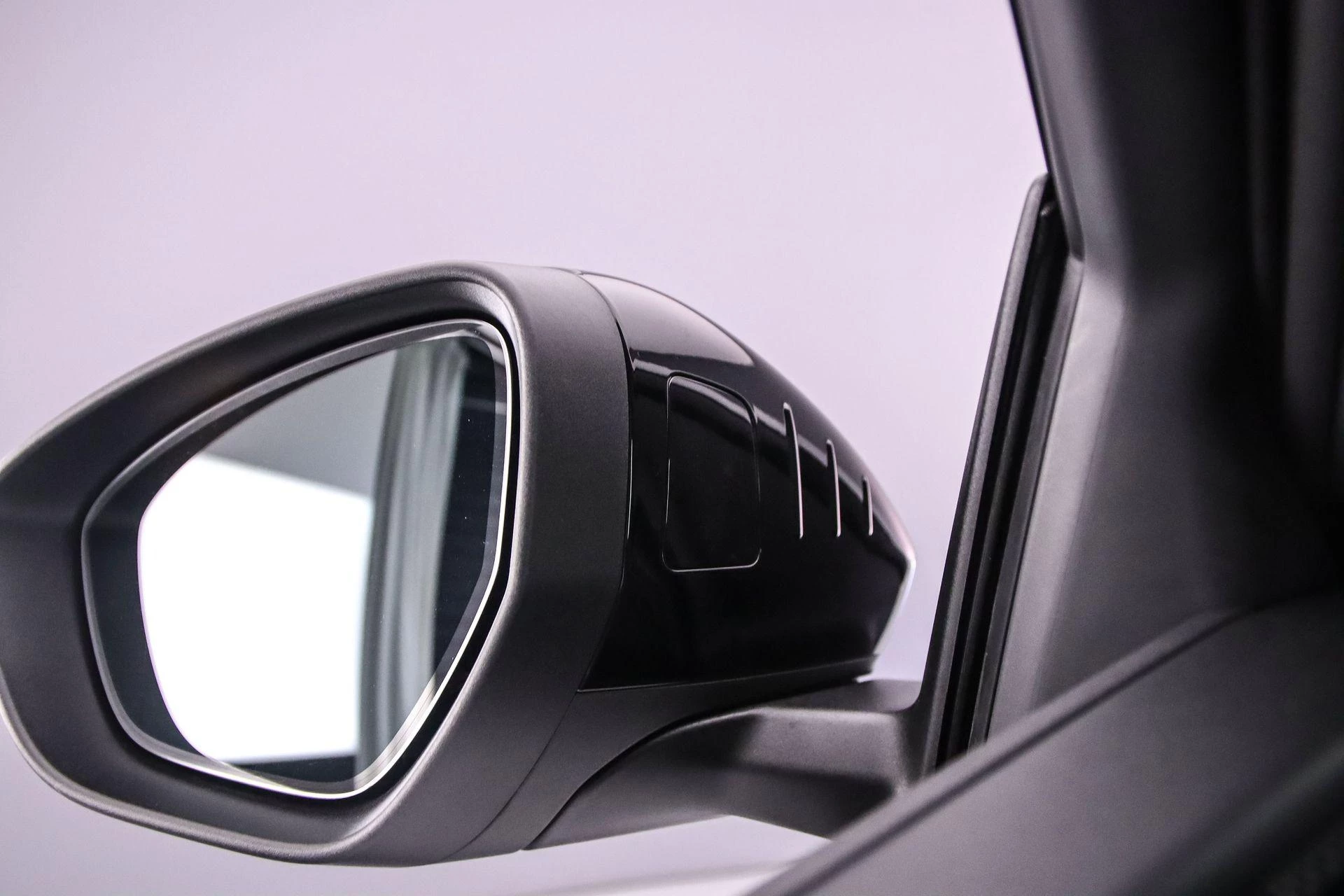 Hoofdafbeelding Audi A6 Avant e-tron