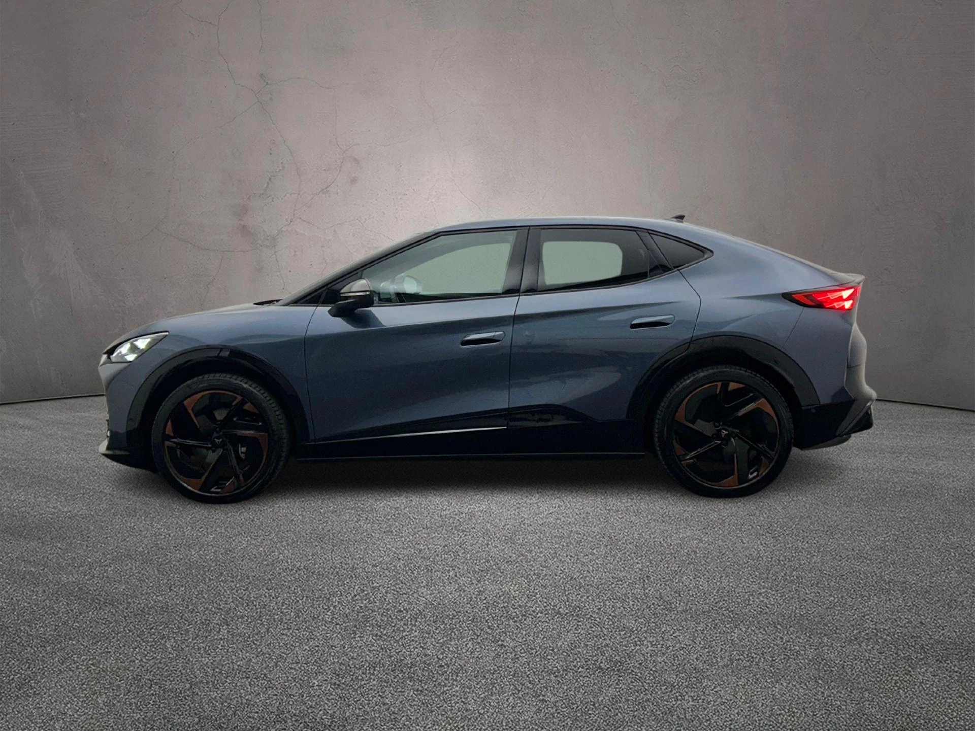 Hoofdafbeelding CUPRA Tavascan