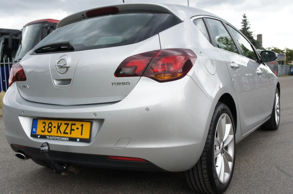 Hoofdafbeelding Opel Astra