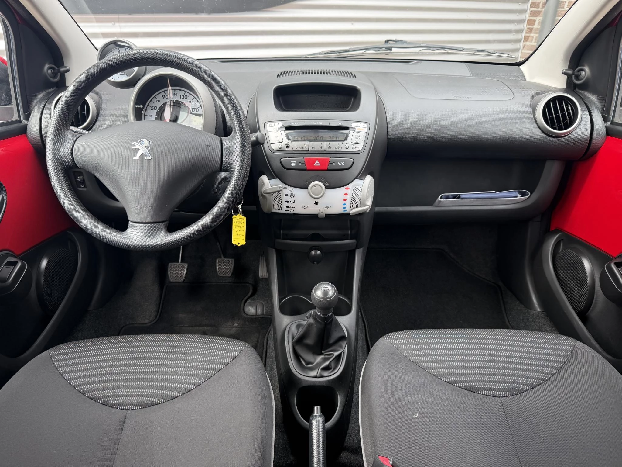 Hoofdafbeelding Peugeot 107