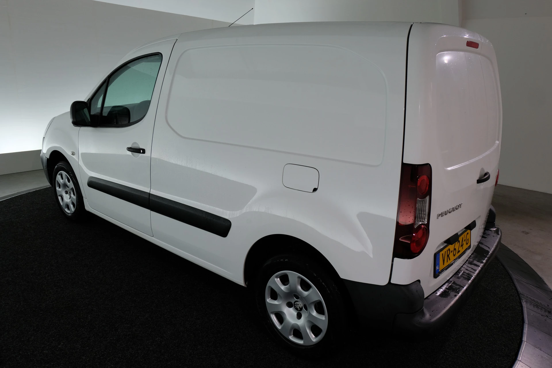 Hoofdafbeelding Peugeot Partner
