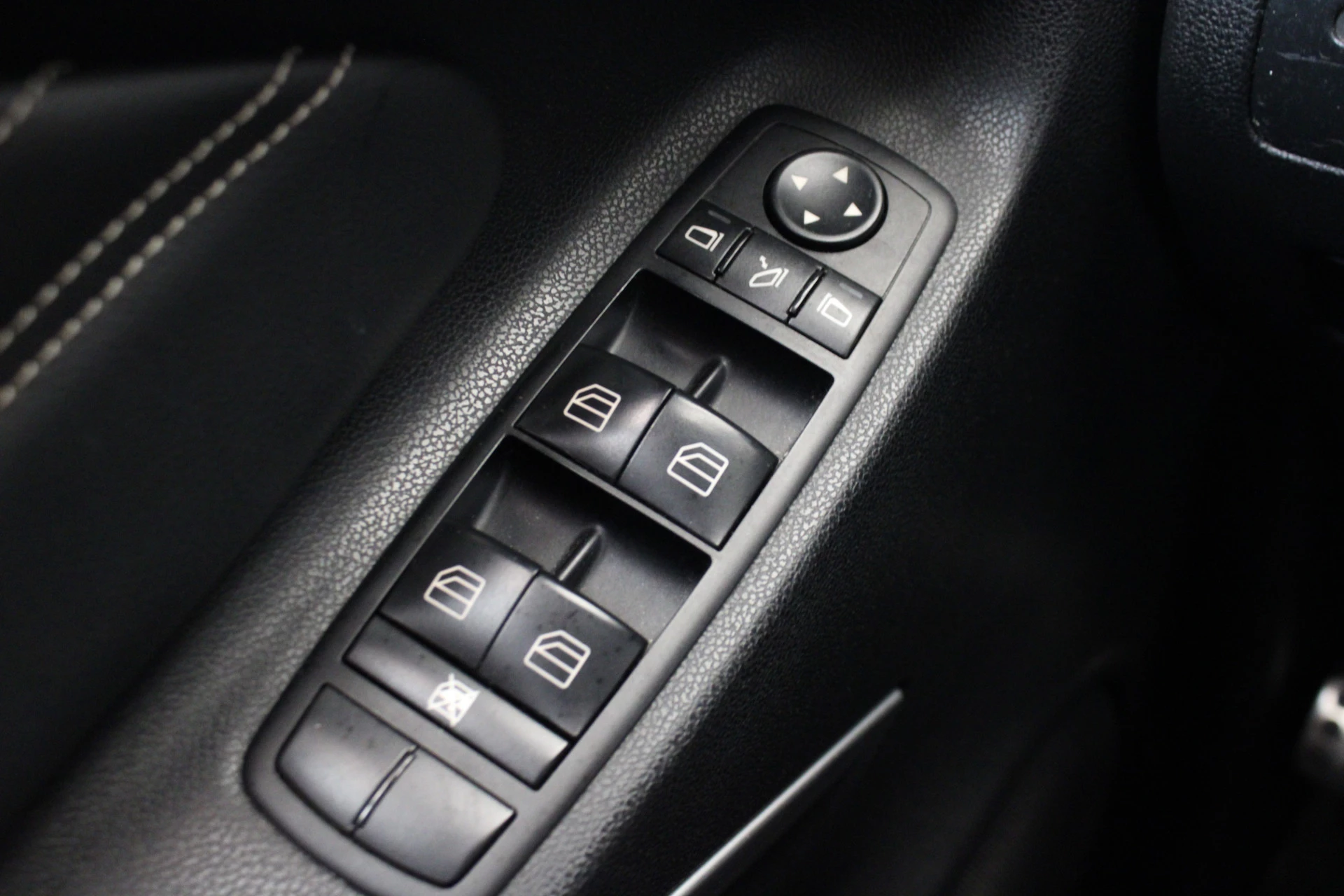 Hoofdafbeelding Mercedes-Benz M-Klasse