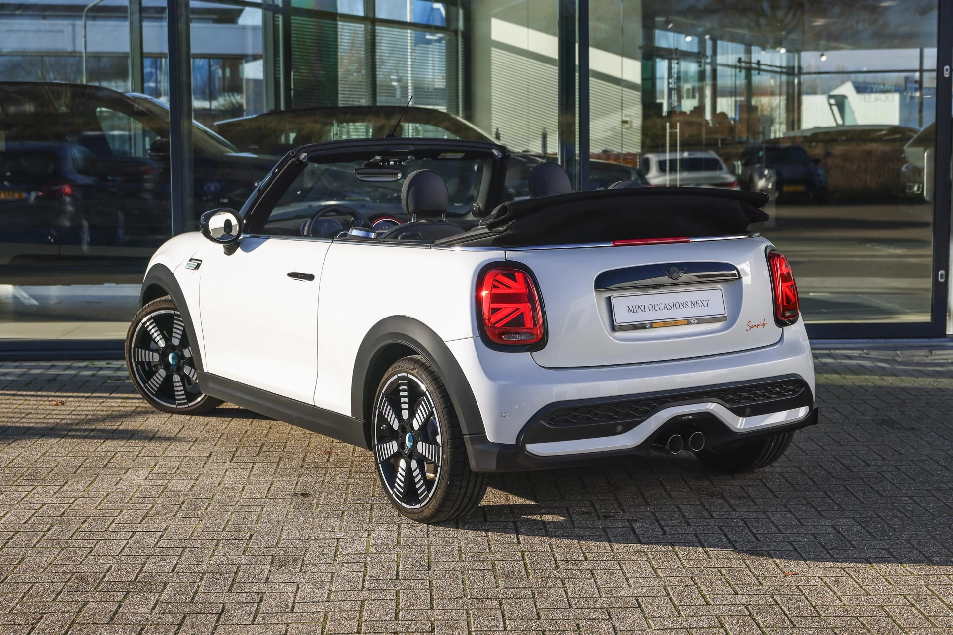 Hoofdafbeelding MINI Cooper S Cabrio