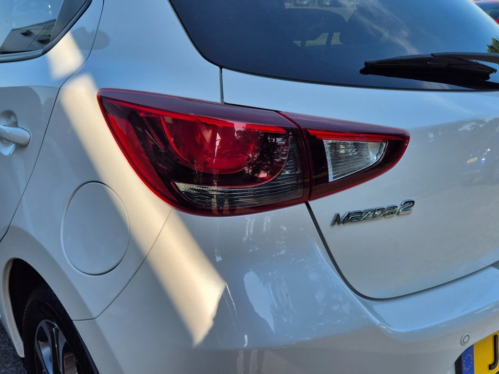 Hoofdafbeelding Mazda 2