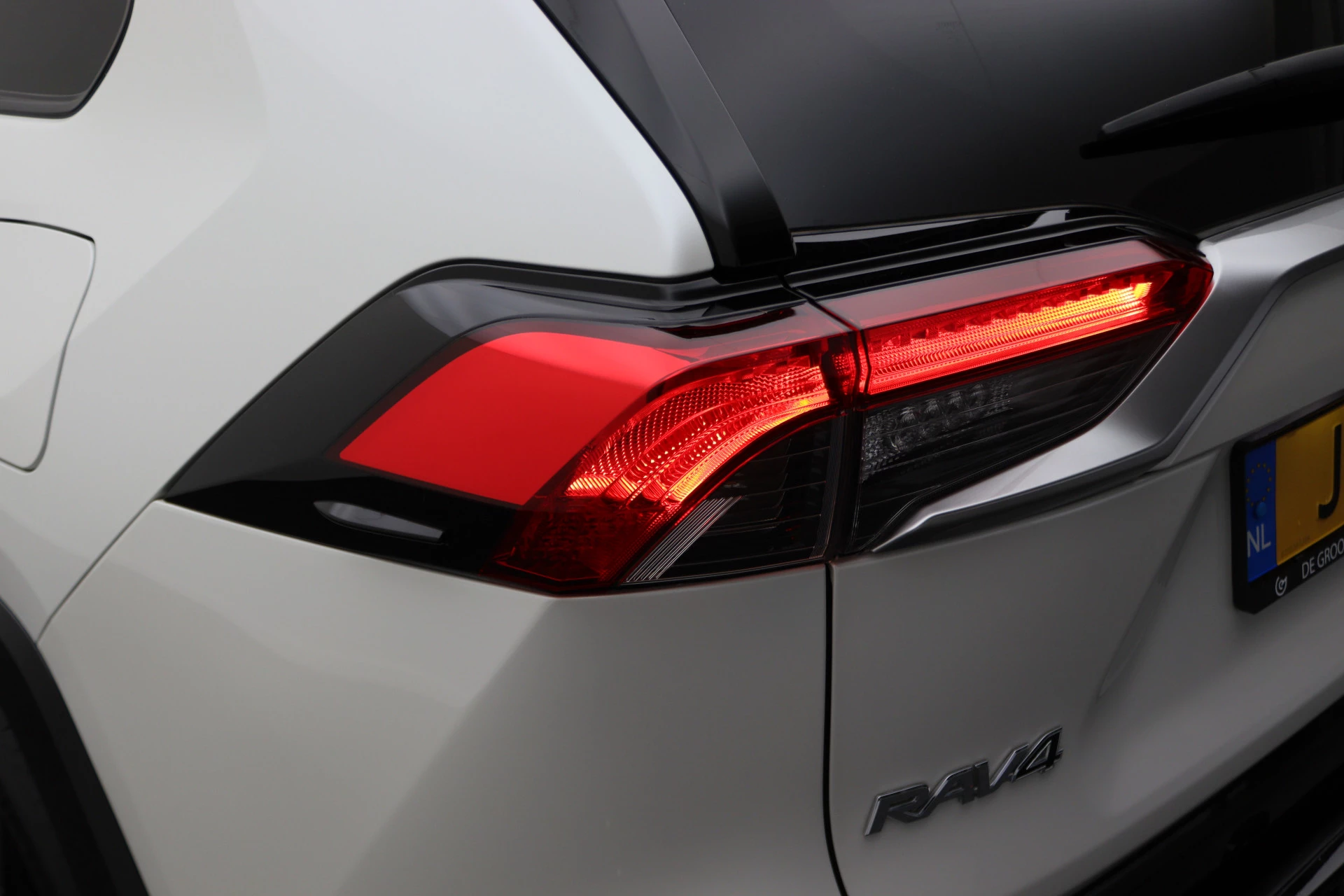 Hoofdafbeelding Toyota RAV4