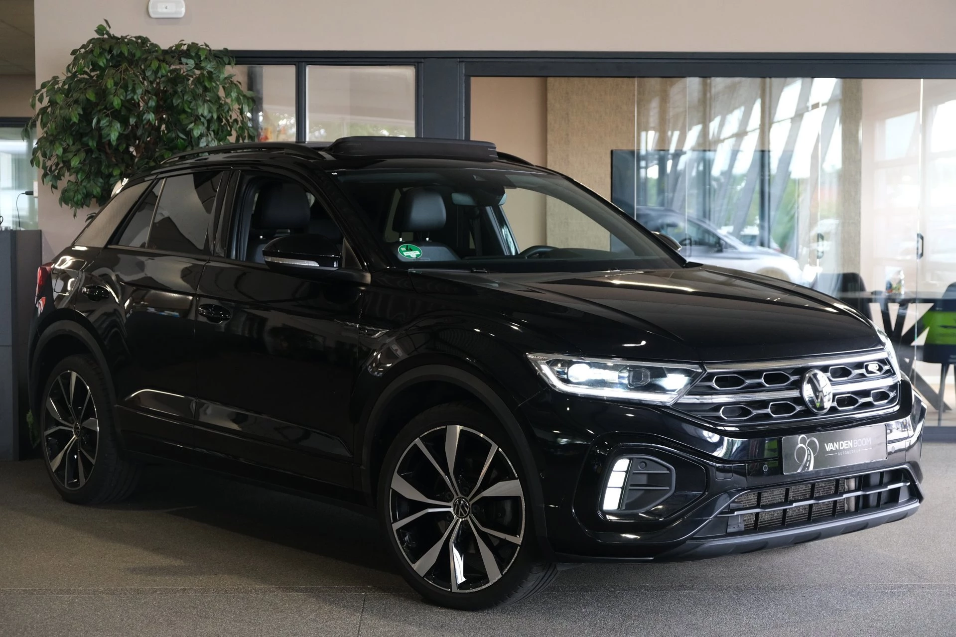 Hoofdafbeelding Volkswagen T-Roc