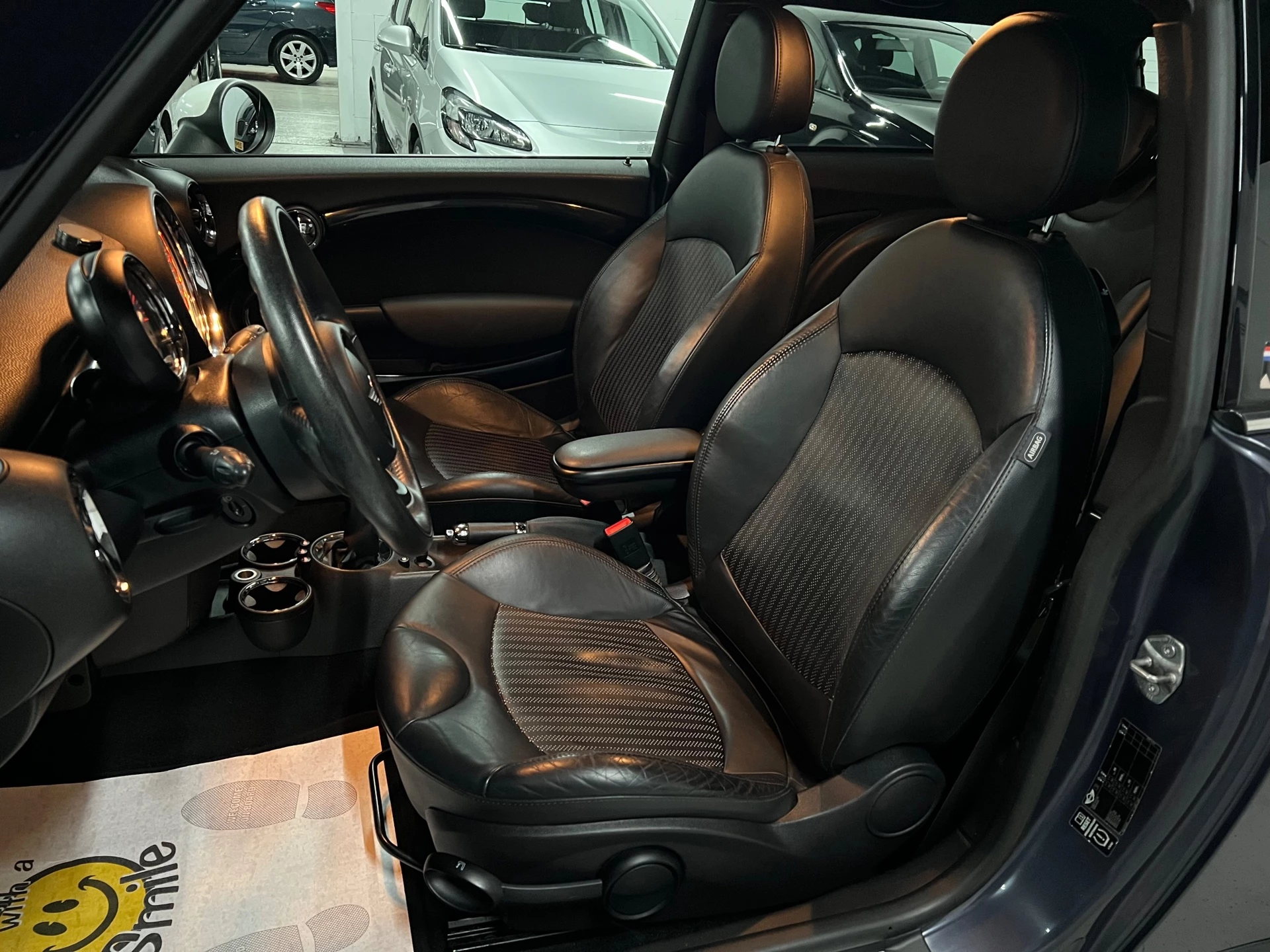 Hoofdafbeelding MINI One