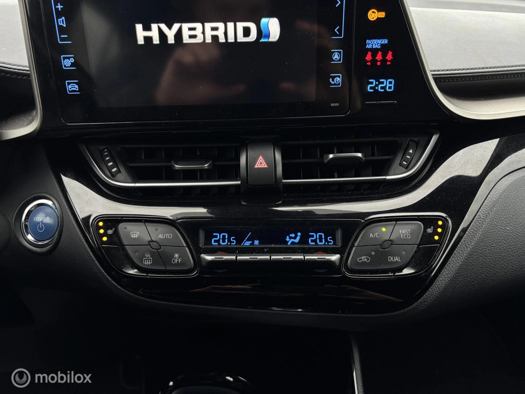 Hoofdafbeelding Toyota C-HR