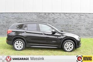 Hoofdafbeelding BMW X1 BMW X1 sDrive18i Navigatie Privacy glas Rijd als nieuw