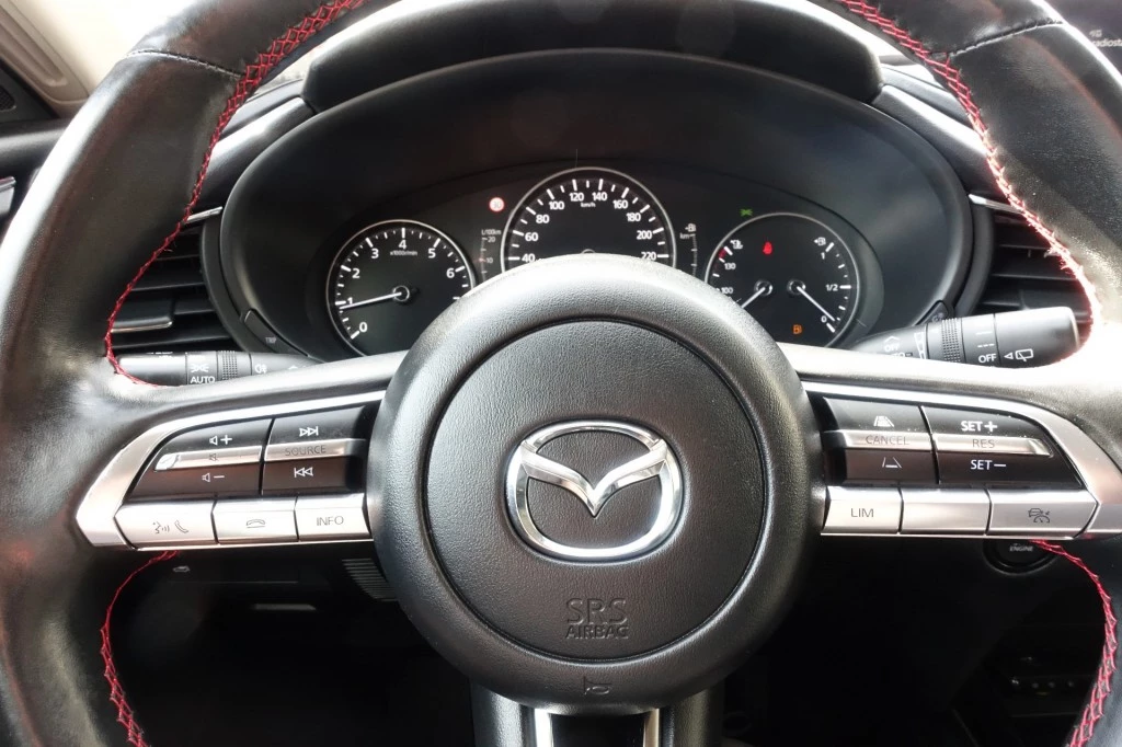 Hoofdafbeelding Mazda CX-30