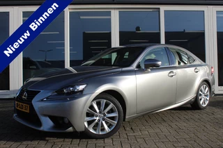 Lexus IS 300h Luxury Line, Cruise Control, Navigatie, Camera, Automaat, Stoelverwarming, Climate Control, PDC V+A, Prijs Is Rijklaar Inclusief 6 Maanden Garantie