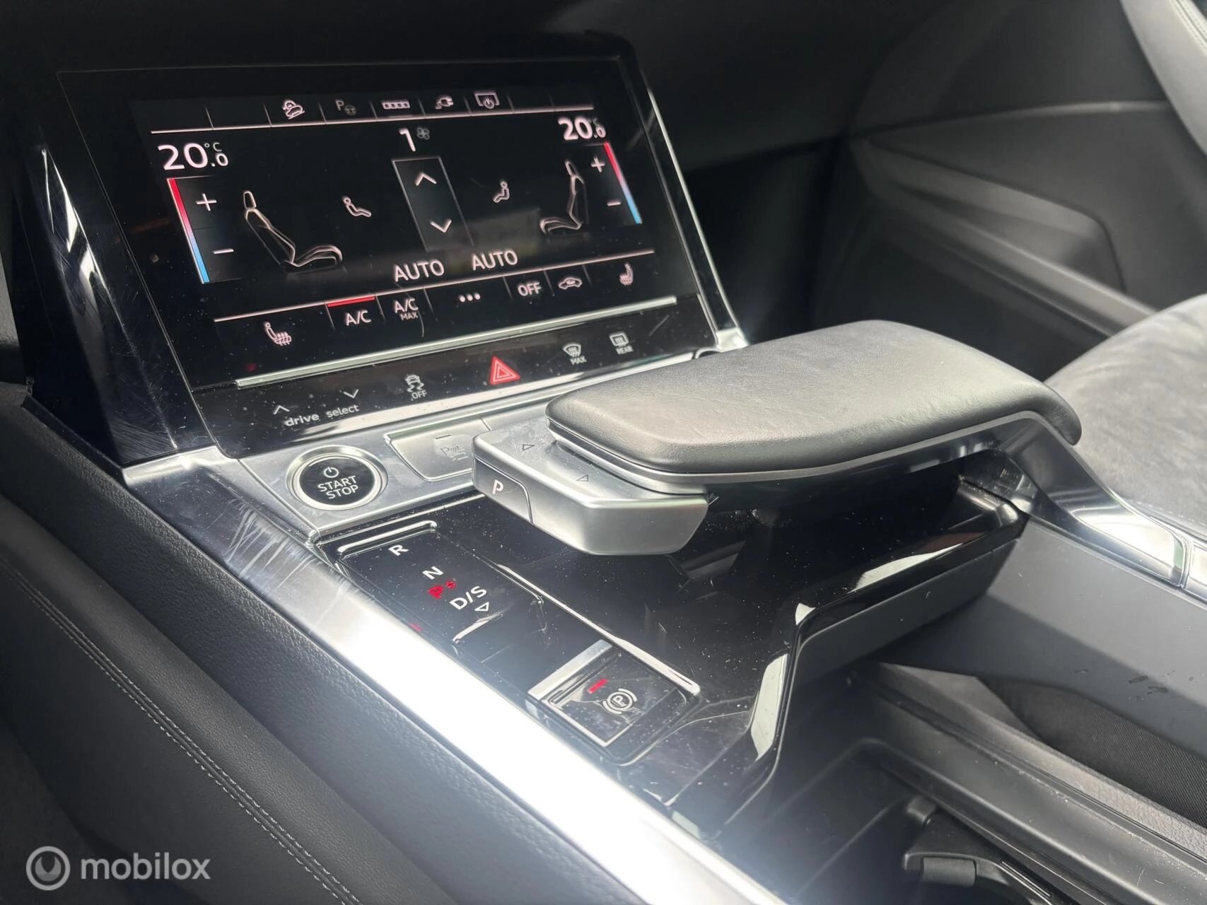 Hoofdafbeelding Audi e-tron