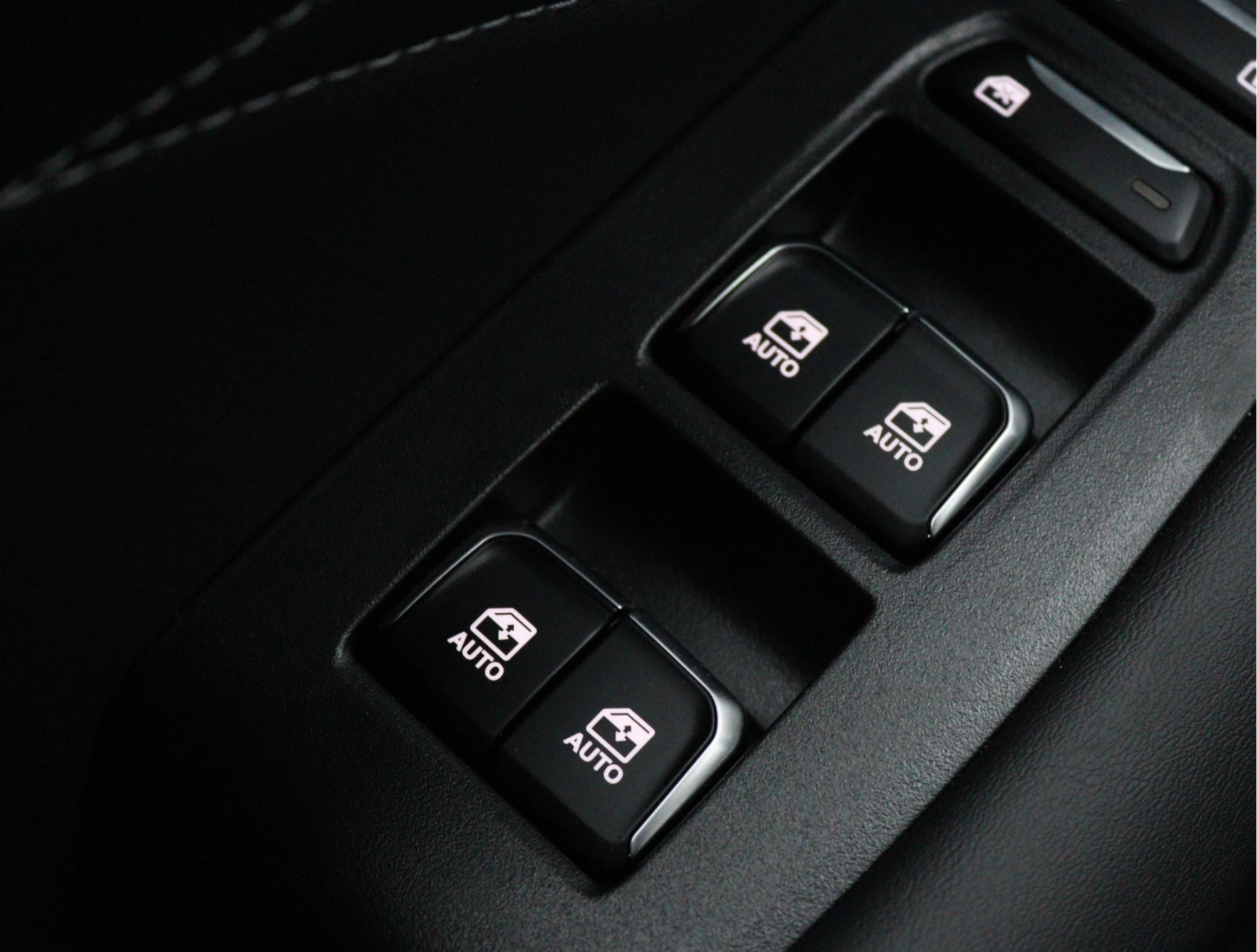 Hoofdafbeelding DFSK E5 PHEV