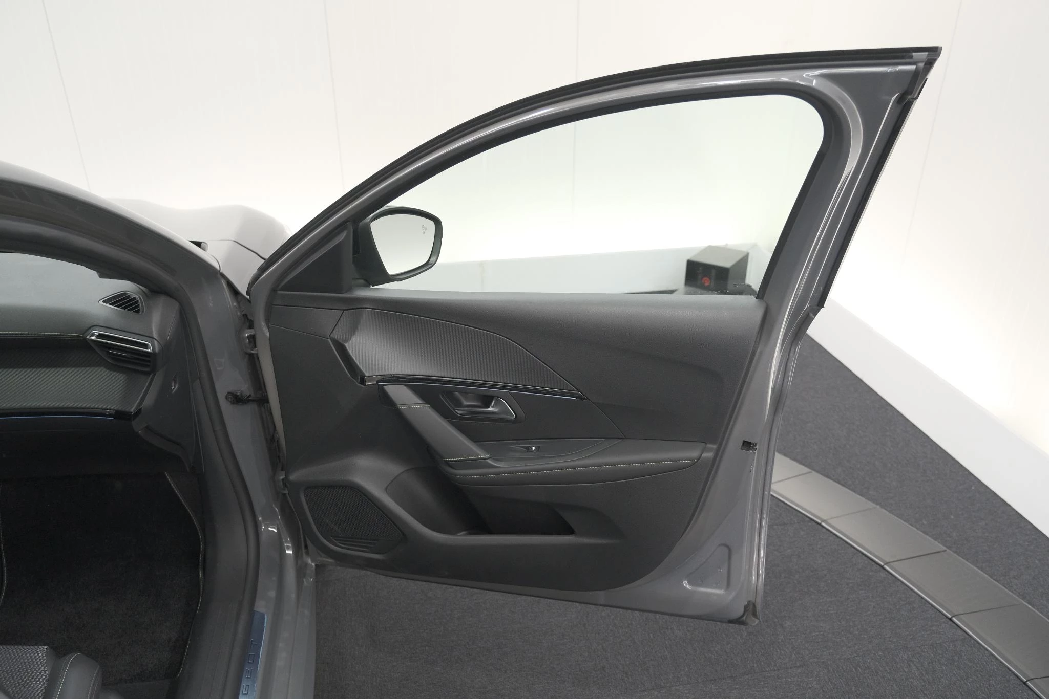 Hoofdafbeelding Peugeot e-208