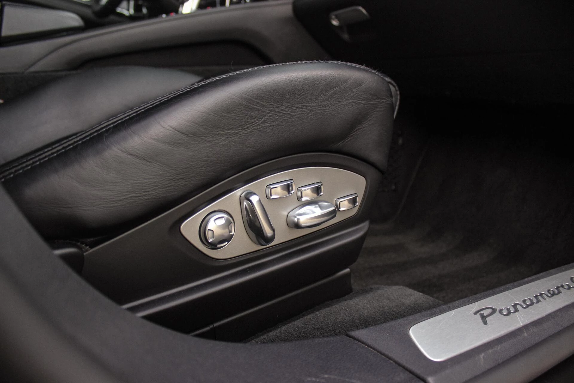Hoofdafbeelding Porsche Panamera