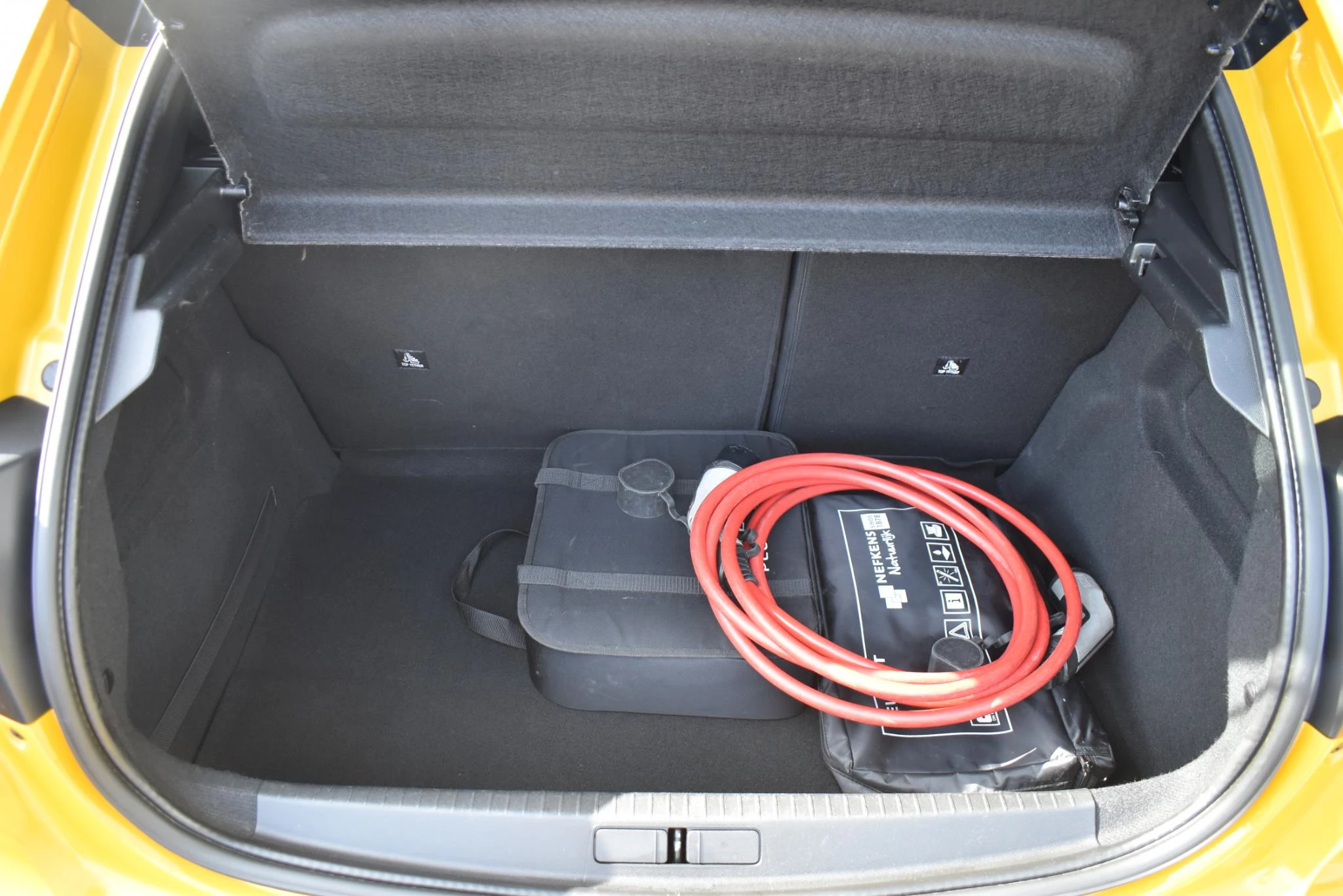 Hoofdafbeelding Peugeot e-208