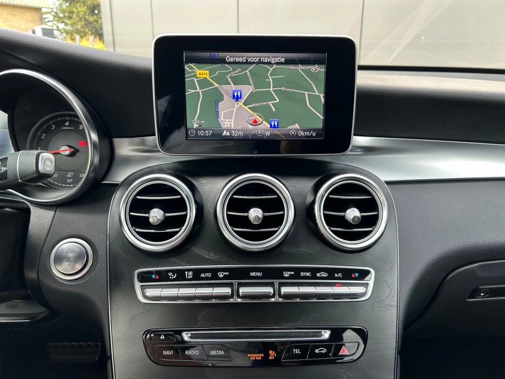 Hoofdafbeelding Mercedes-Benz GLC