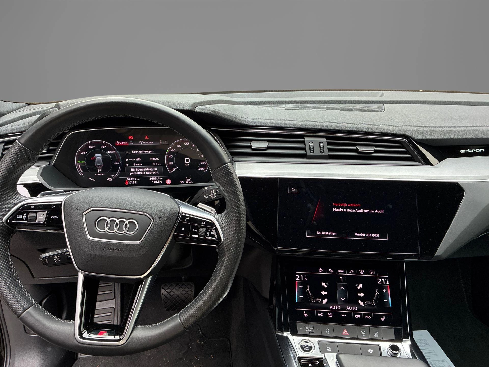 Hoofdafbeelding Audi e-tron