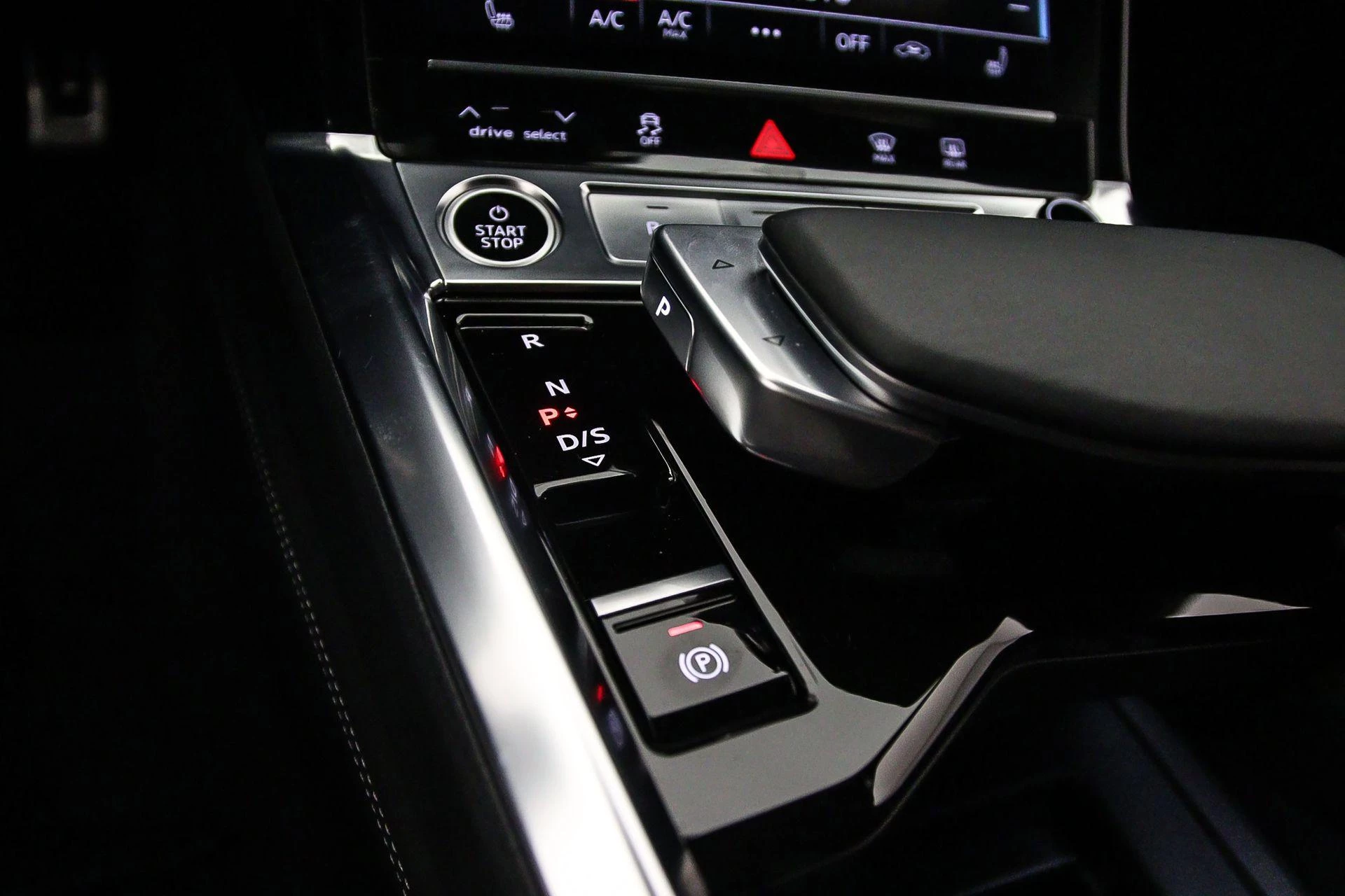 Hoofdafbeelding Audi Q8 Sportback e-tron