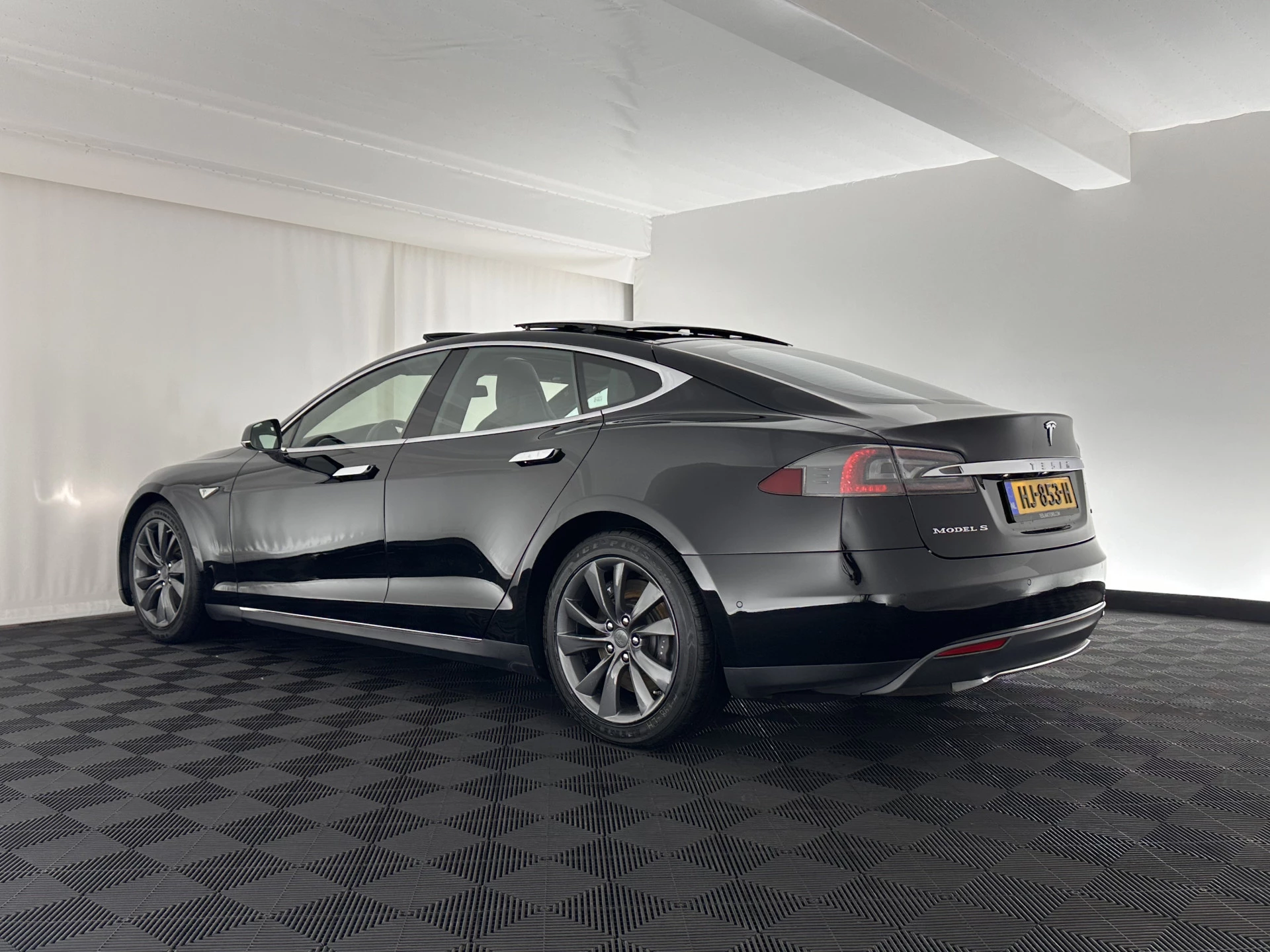 Hoofdafbeelding Tesla Model S