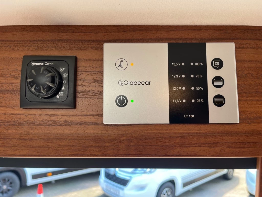 Hoofdafbeelding Pössl Globecar 640 Enkele Bedden Airco