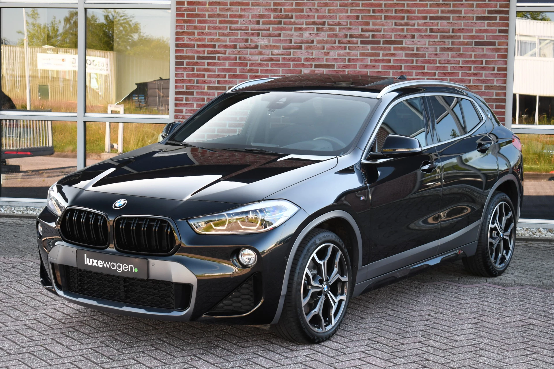 Hoofdafbeelding BMW X2