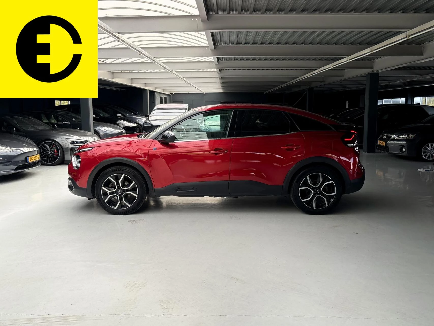 Hoofdafbeelding Citroën ë-C4